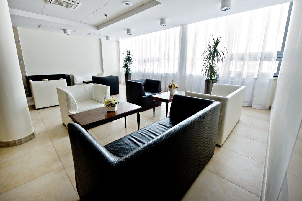 Prezydencki 3-star Hotel 3*